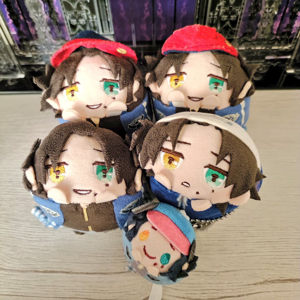 mimimitenchan's tweet photo. じろたちしゅっきん（もちじろ） https://t.co/i22KHs9WUi