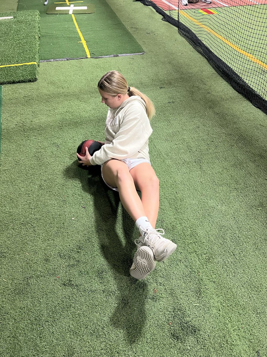 Layla_23_wilson's tweet photo. Building my core and working on strengthening my stride!
@TeamNC919 https://t.co/knUoJG8lv6