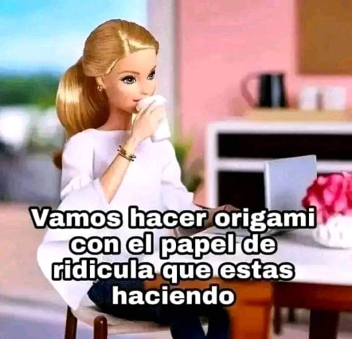 Mixture_Lady's tweet image. Son solo rumores, asi que por mientras, mi reaccion a los weones con hype es esta: