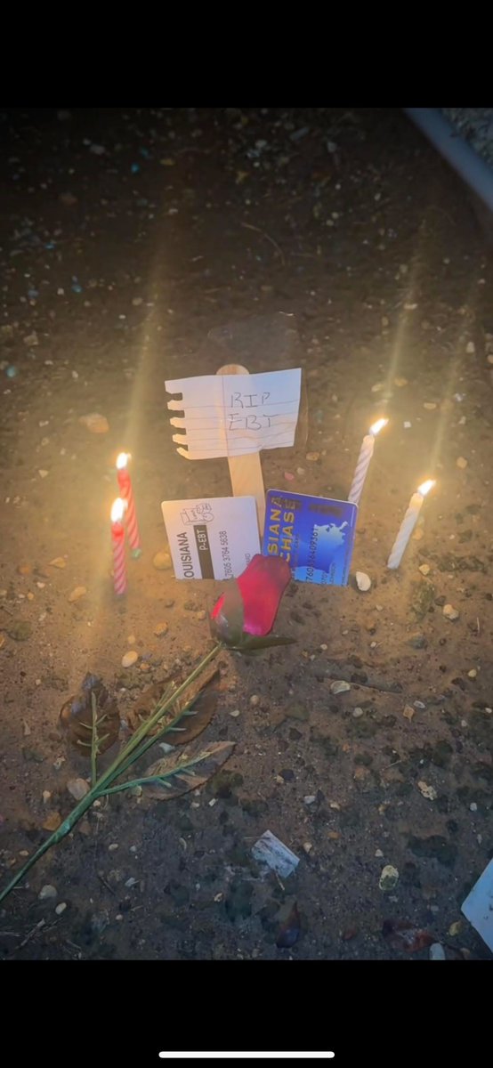 mrss_red's tweet photo. #rip #ebt https://t.co/lvzMHP5Lp0