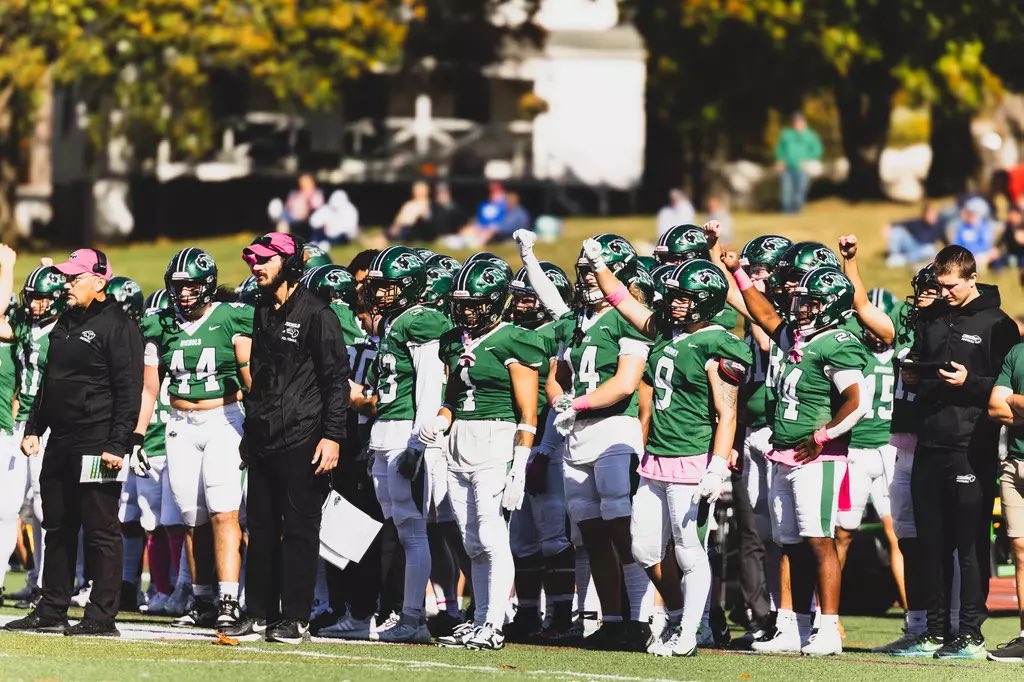Blessed to receive an offer from <a href="/NicholsBisonFB/">Nichols Football</a> <a href="/CoachVBisonHC/">Vinny Marino</a> <a href="/CoachCBison/">Jonathan Conte</a> <a href="/FulliloveT3/">T'Juan Fullilove</a>