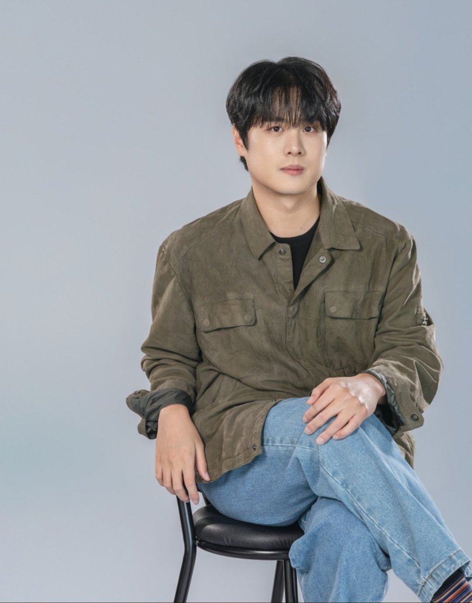 [人더컬처] ‘본능적으로’ 로맨틱! 테너 김민석 “제 낭만은 도전, 하루하루 충실하며 위로를!”
 - naver.me/5owd2zdZ

브릿지경제 기사입니다 📸

#테너김민석 
#tenor #minseokkim 
#본능적으로_로맨틱  
#로맨틱리사이틀 ##마포아트센터