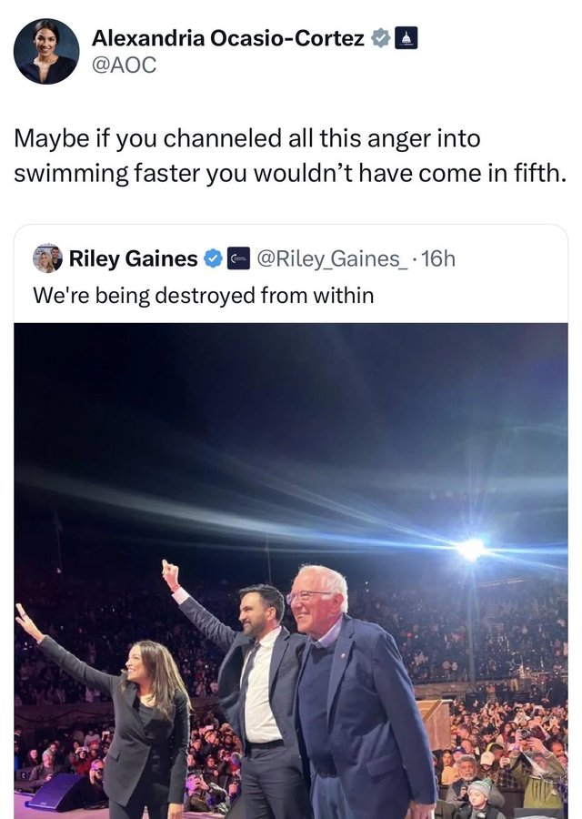 ToutSuiteSinner's tweet image. If you come for the Queen, you best not miss.

#AOC