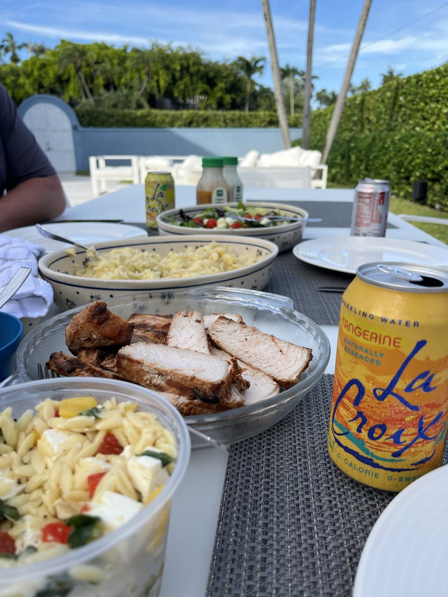 sh0beats's tweet photo. We ❤️ south FL https://t.co/bvOeCBgsR0