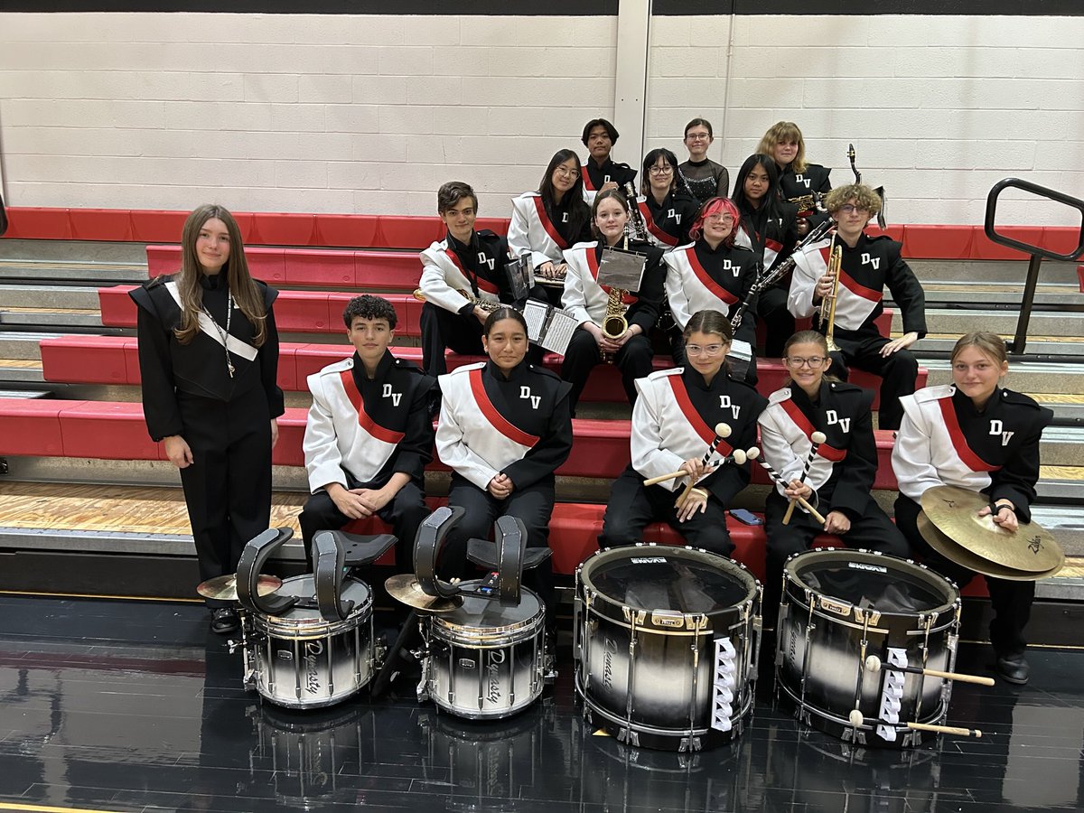 Join us for the Monday Evening Quarterback on ⁦<a href="/BRC13Sports/">BRC13 Sports</a>⁩ ⁦<a href="/dvwarriorfb/">Warrior Football</a>⁩ our featured team. Coach Olsommer, his  players, the cheerleaders and band are with us at 7 pm