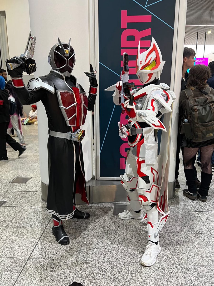 fulaaron's tweet photo. Had a great time at MCM, looking forward to the next con!

#kamenrider #tokusatsu #mcm https://t.co/D0g9tLjju4