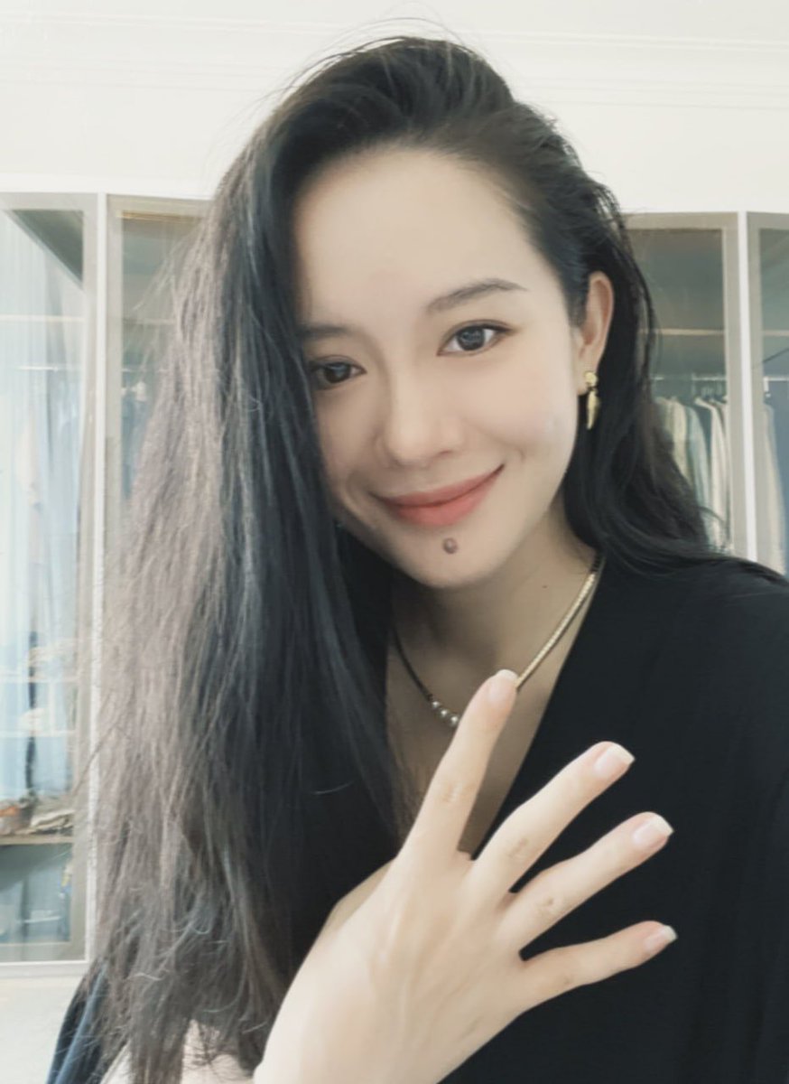 4 has all the ingredients to be the flagship meme on #BNB.

The meme is directly tied to <a href="/binance/">Binance</a> and CZ.

The meme has significant meaning behind it: 4 represents ignoring FUD, fake news, and attacks.

Perhaps most importantly, it has longevity. 
4 isn’t a meme that will fade