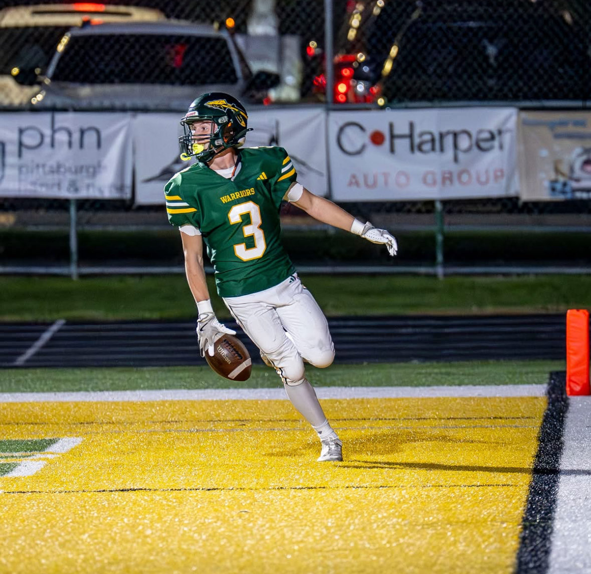 Check Out  My Senior Year Regular-Season Highlights!  WR/CB hudl.com/v/2SV9Ri