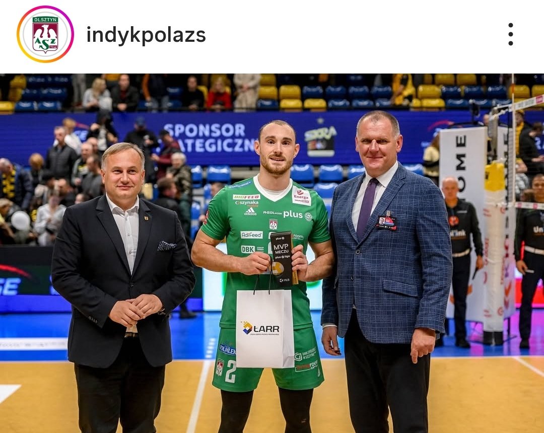 forGermanVolley's tweet photo. German dominates the court! 🇩🇪🏐 MVP vibes all the way! 💪✨ Good job Karlitzek!!

#TeamDeutschland https://t.co/ThAvbRzFcu
