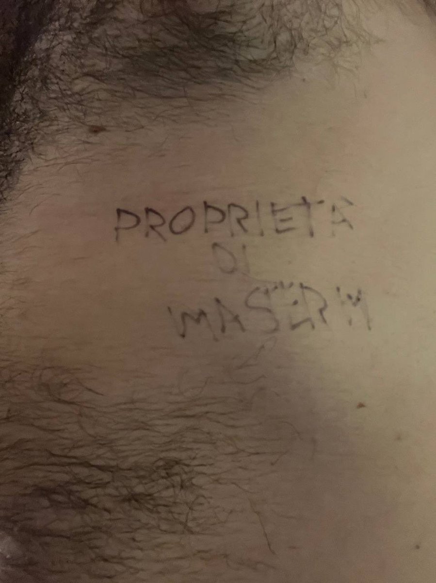 MasterMalpha's tweet photo. In un’ora mi son bastate due foto e la vacca é stata marchiata e munta
Ha scoperto,provando , cosa vuol dire vero potere. Una volta entrato é stato mangiato piano piano e mi ha dimostrato la sua devozione senza che io chiedessi nulla.
#findom #master #slave #mastercock
#fag https://t.co/xGmTR2xsm4