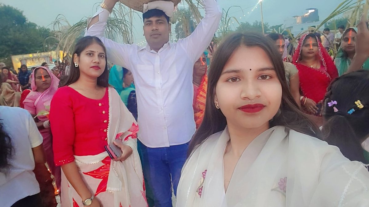 Mantu9455's tweet photo. 🎌चम्पा देवी पार्क गोरखपुर 🎌 
#छठ महापर्व की सभी व्रतियों को हार्दिक शुभकामनाएं।

#श्रद्धा, भक्ति और संकल्प के इस पावन पर्व पर भगवान सूर्य और छठी मैया की असीम कृपा आप और आपके परिवार पर सदा बनी रहे।

#आपके जीवन में सुख, समृद्धि और उजियारा छाए यही मंगल कामना है।

#जय छठी मैया! https://t.co/YAhqtwhZuG