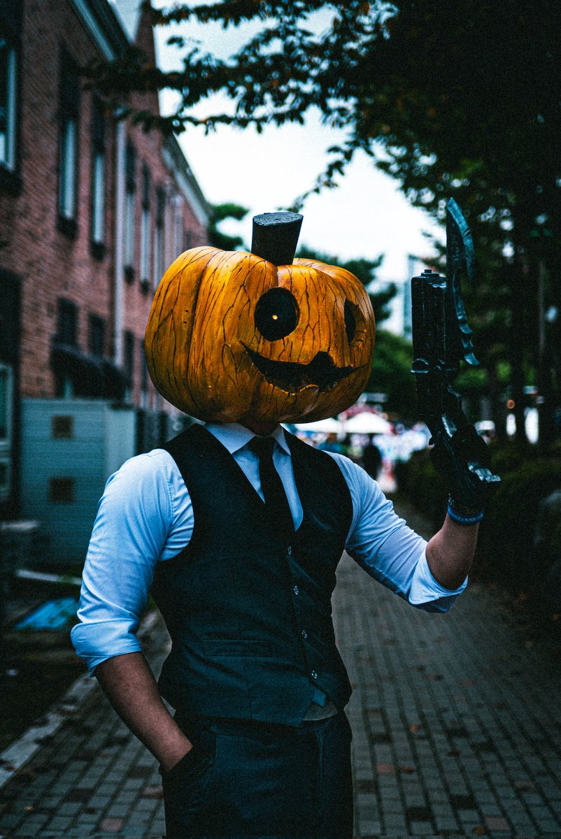 할로윈때 이거 새로 만들려 했는데...
그냥 이거 써야겠다.. 
첫 코스로 출격!