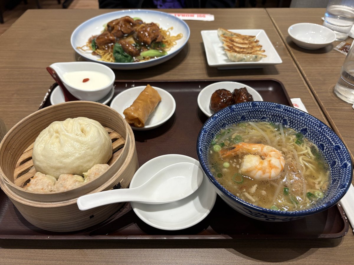 mentaimayo_yo's tweet image. 最近食べすぎてる😇
551のランチまた食べたい😋