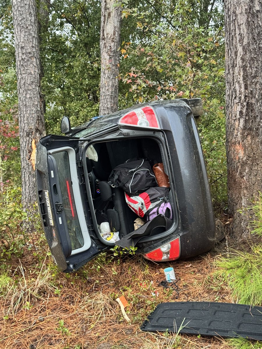 LukeGirardx's tweet image. Never been more scared in my life but I’m just eternally grateful that my friends are ok