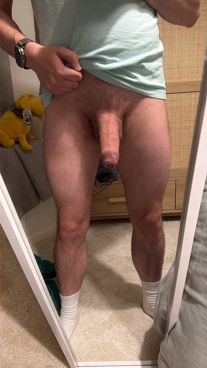 thickbritdick's tweet photo. My big fat cock #bigcock #fatcock #thickcock https://t.co/882vRZqpmf