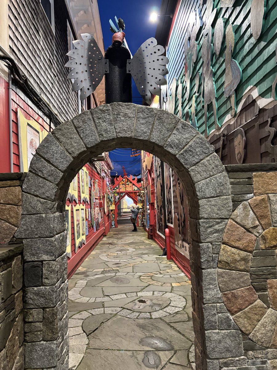 bobthomas tweet media