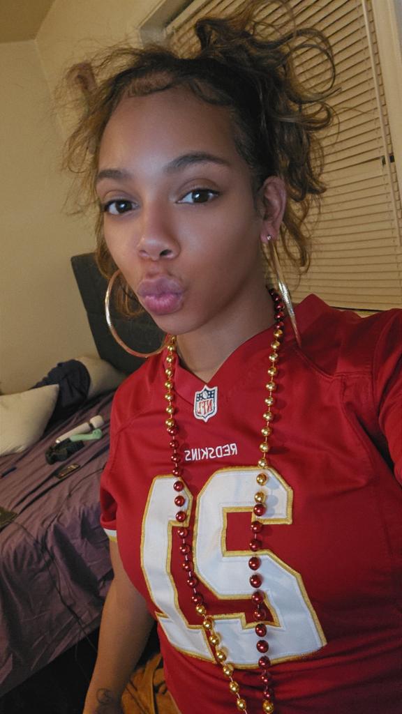 Campjursay's tweet photo. #GameDayDrip #ChiefsWeek #RaiseHail https://t.co/0sqecH5mQb