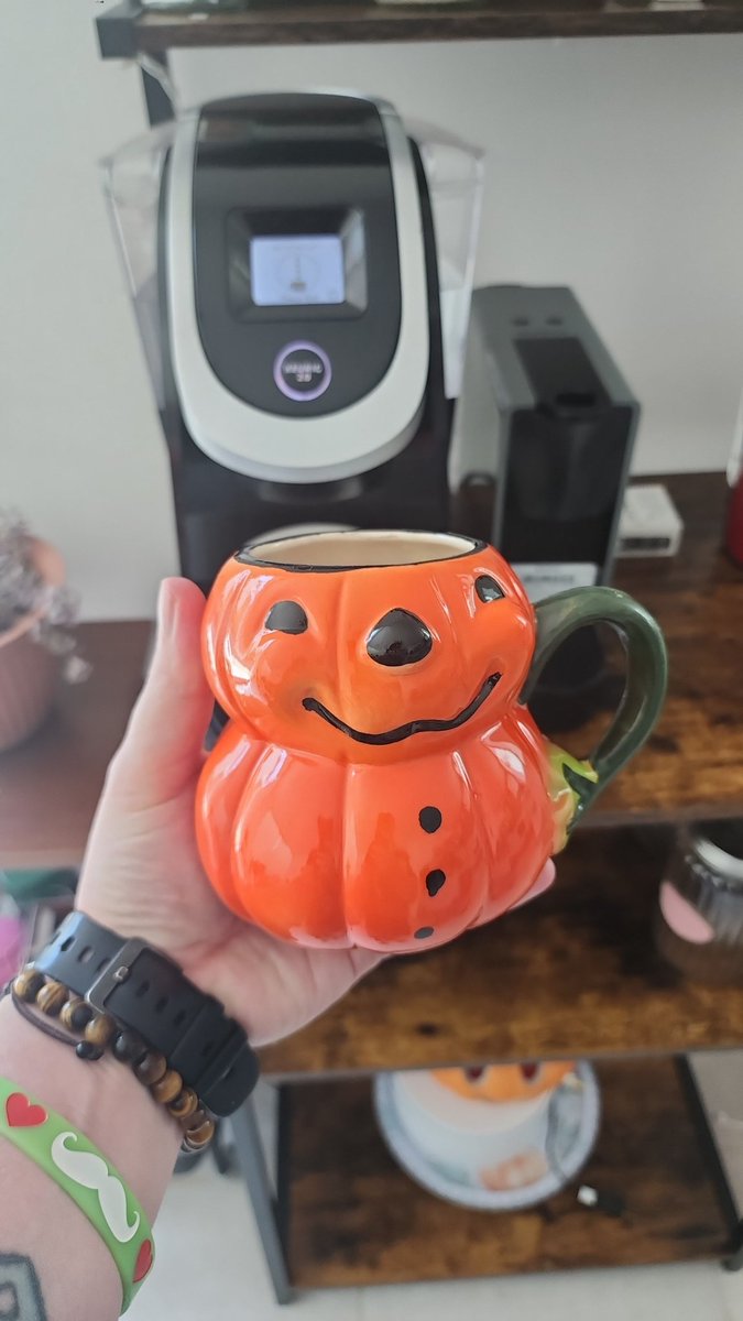 SeanIsAngry's tweet image. This is my favorite!