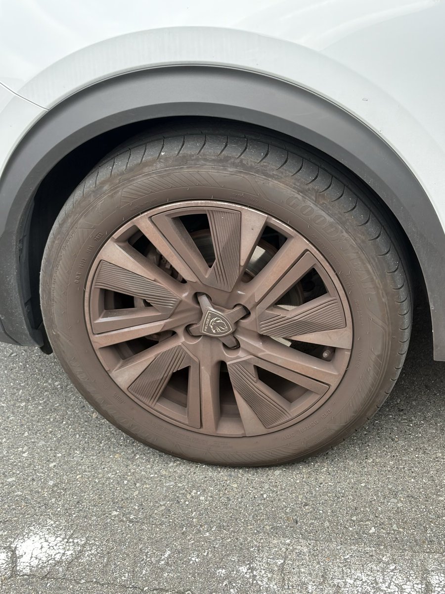 断捨離のため 断捨離 断捨離中〜 整頓中です。 ZX] I thought it was a ZX part,