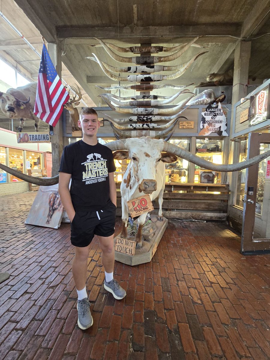 pete_parker_son's tweet image. Thank you @TheChrisRubio for the amazing camp in Dallas. Doubled as a short vacation!!
#toetheline #rubiofamily #Texas