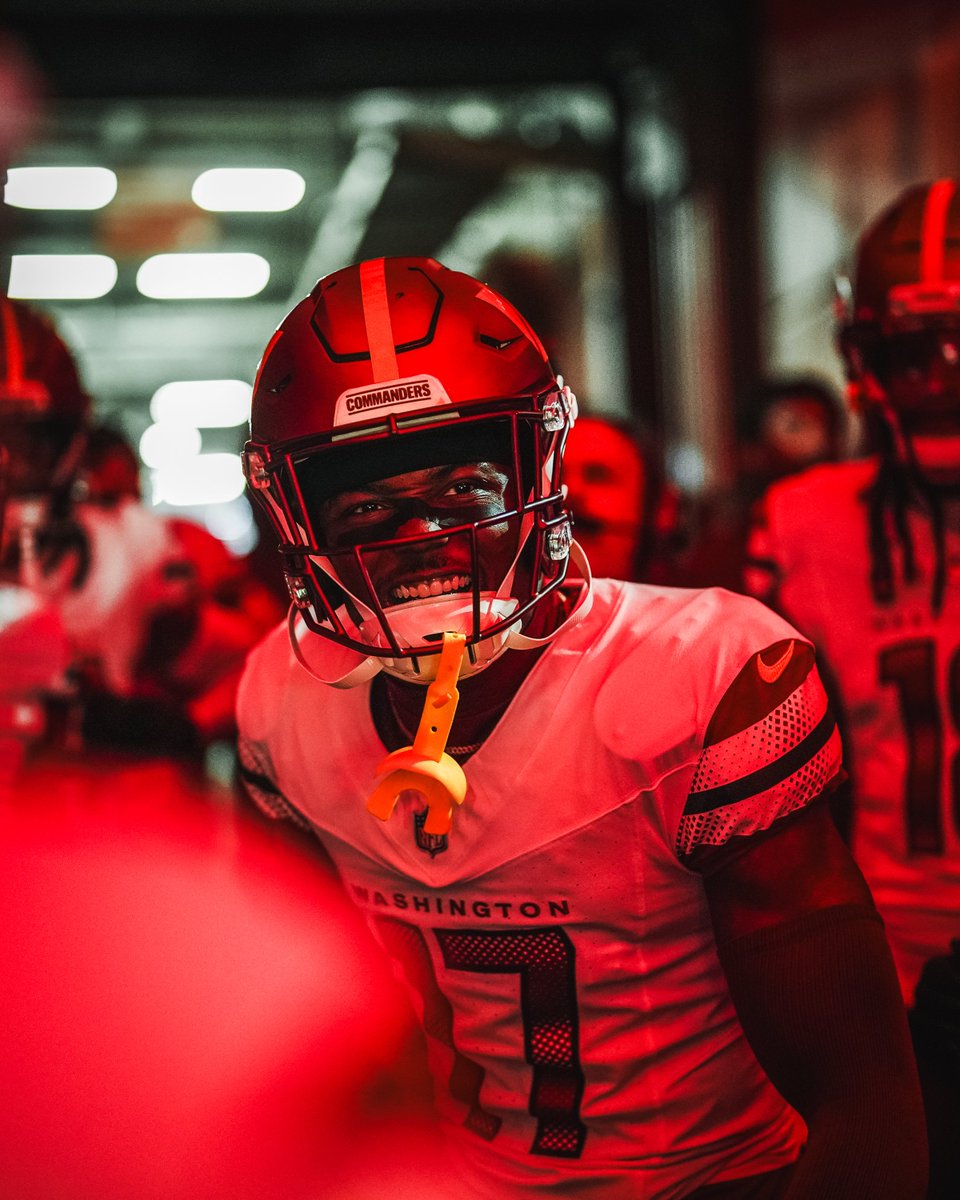 Commanders's tweet photo. Primetime football 🔜 https://t.co/Tg7H5eiktJ
