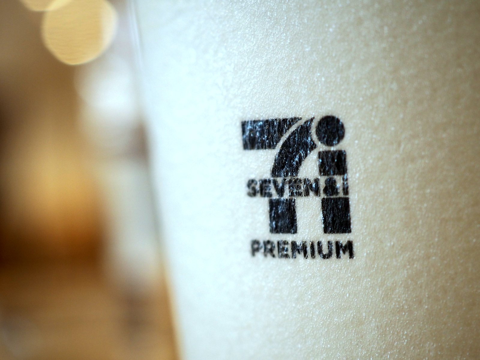 浦島 太郎 】4K液晶テレビ レビュー】プラズマ買って14年後、4K有機EL