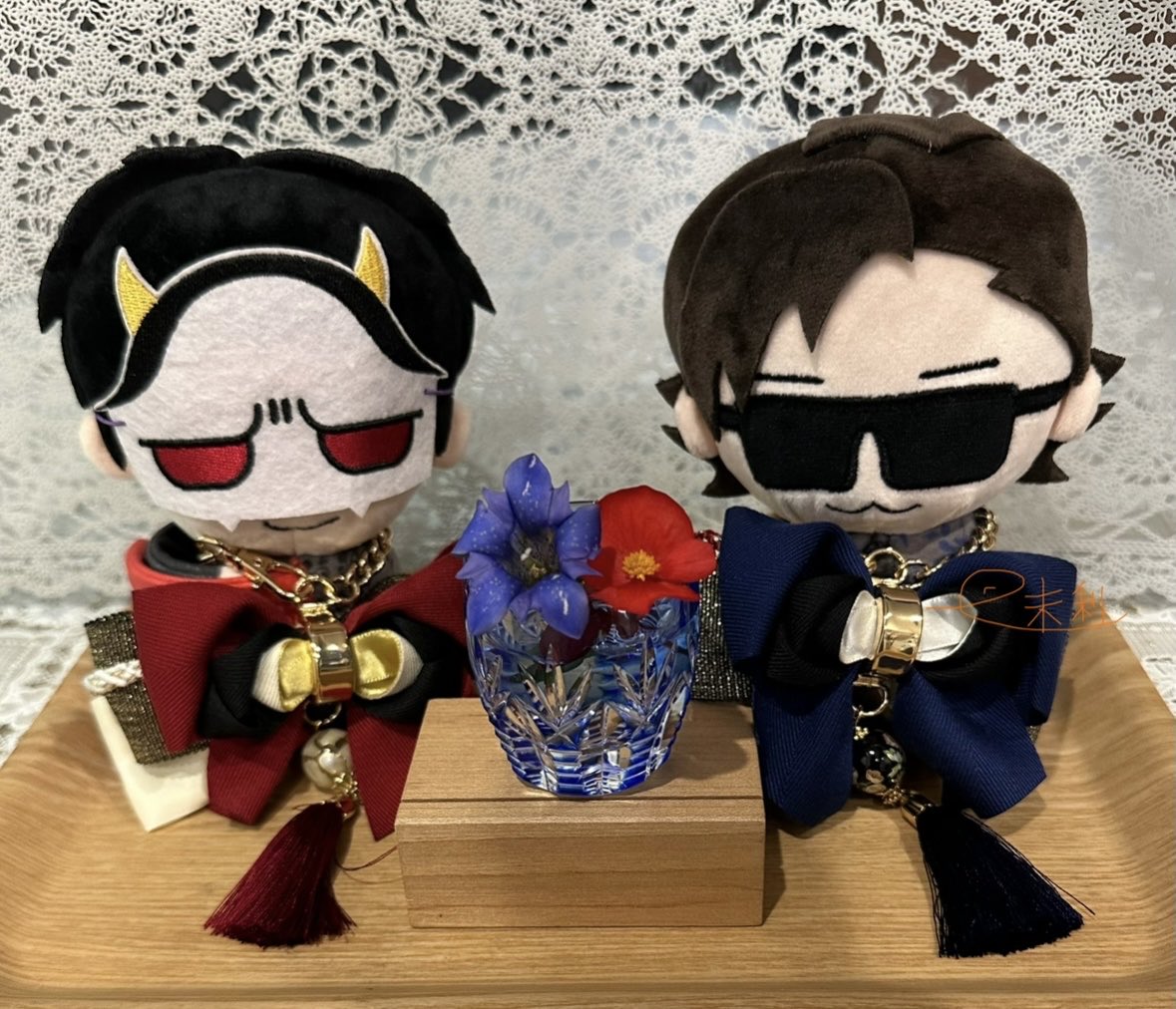 mimari_hebi's tweet image. 昨日ね、我が家のリンドウとベゴニアを摘んで、不仲だぜ〜╰(*´︶`*)╯ってノリで撮影したんです…。そんで、グラスに入れた花をそのまま飾っていました。リンドウは夜になると(曇りや雨の日も)花を閉じて陽の光と共に咲く花らしいんですけど→
#MSSP
#MSSPフォト