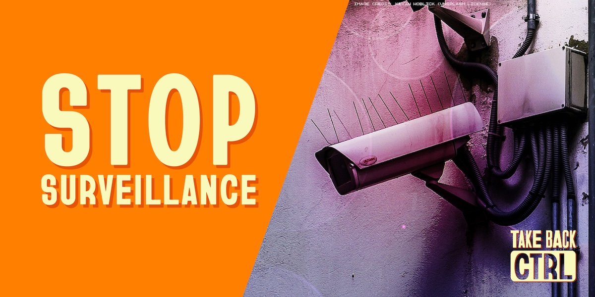 EFF's tweet photo. Look around your neighborhood 🔦
That streetlight? Could have a camera.
That squadcar? Could be hijacking your cell signal.
EFF is working to kick surveillance out of our communities. We just need your help: https://t.co/wB0hnGjt8S https://t.co/etApUtHPm2