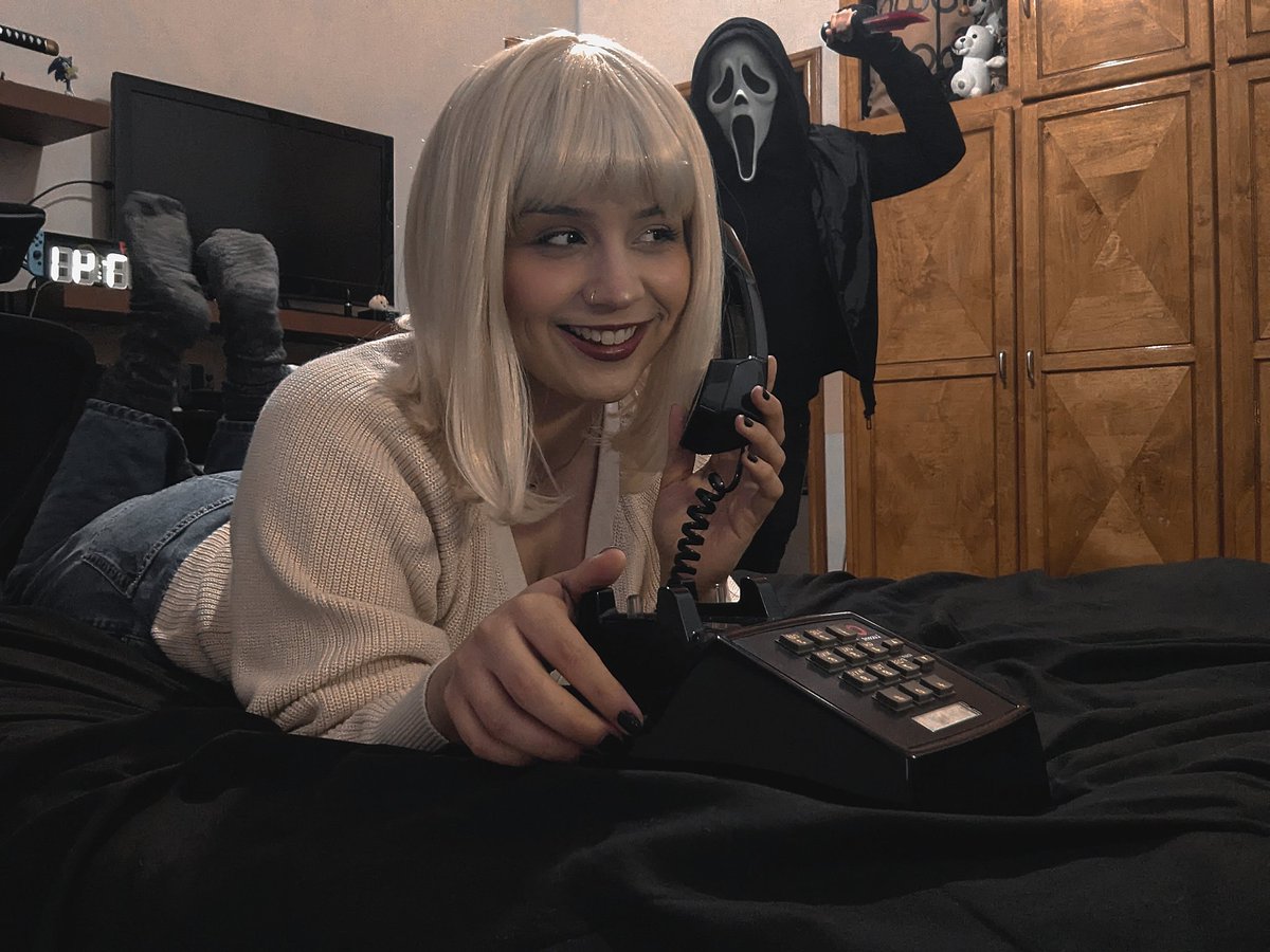 phantomdaniela's tweet image. our favorite scary movie 🖤🔪
@chandwich