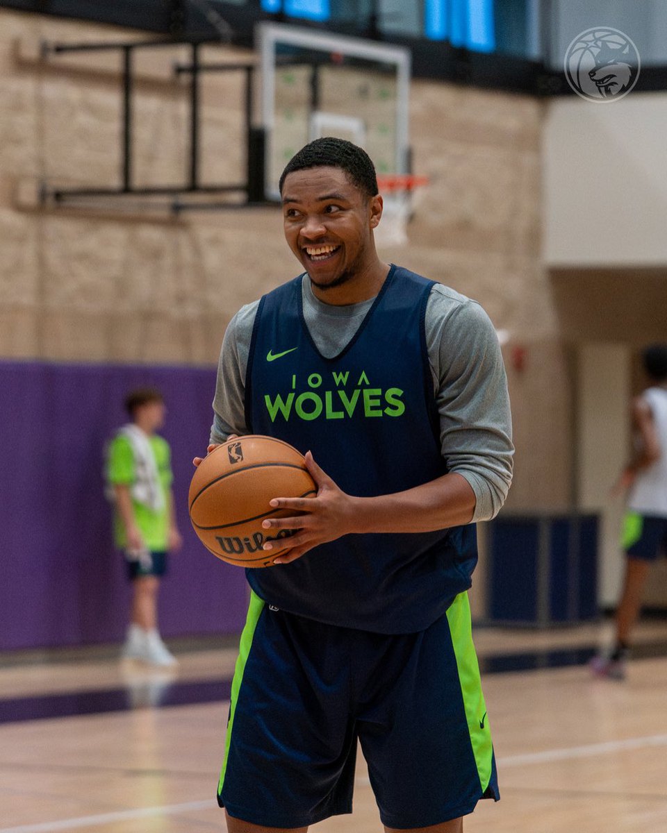 Iowa Wolves tweet media