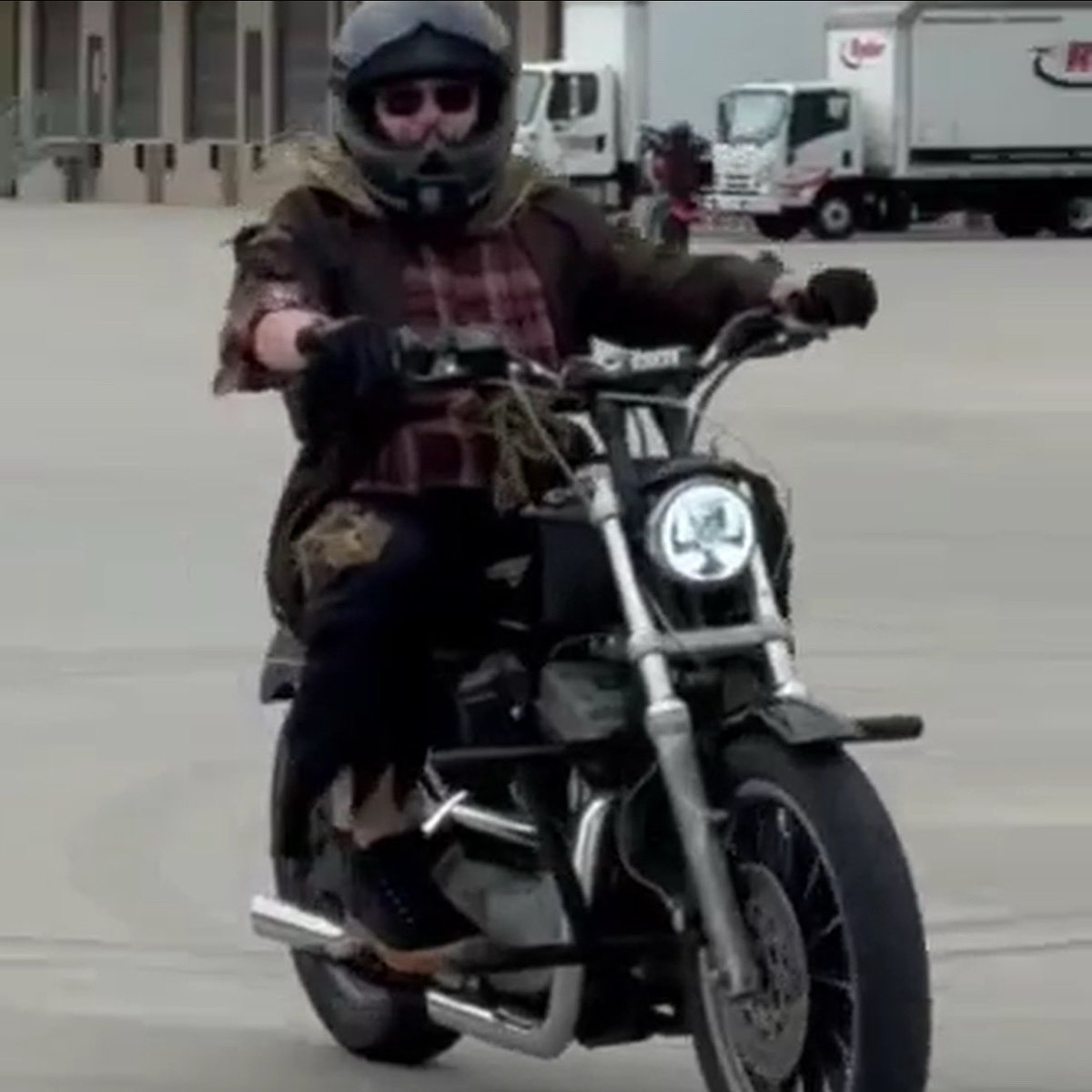 I had a blast in Tennessee doing wheelies with the Homies now it’s time to get back to work🔥🔥