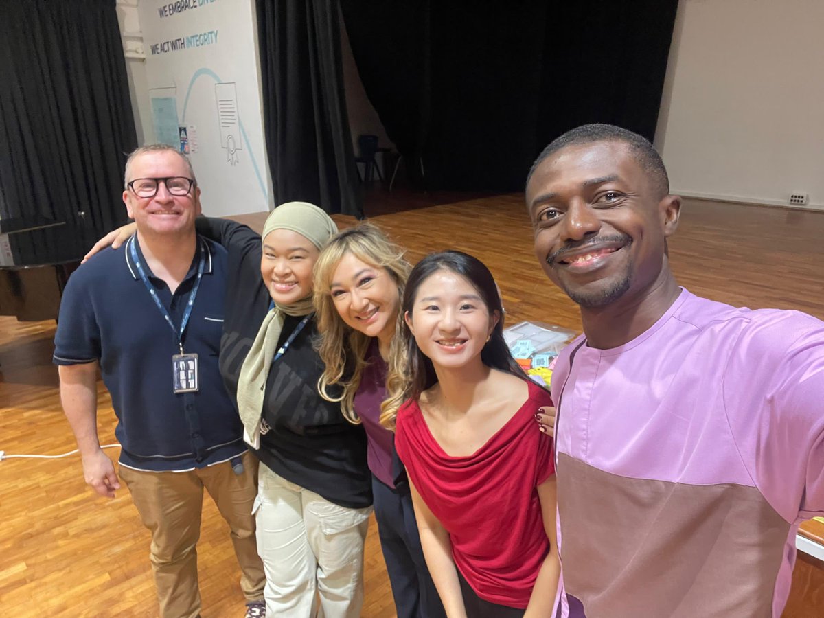 JenniferWathall's tweet image. Grateful for a powerful workshop at Dover Court International School! Excited to see the impact on math understanding! Thanks, everyone! 😊 #ConceptBasedMath #Mathematics #MathEd #Pedagogy #ProfessionalDevelopment #AIinEducation #TeacherTraining #ConceptualUnderstanding