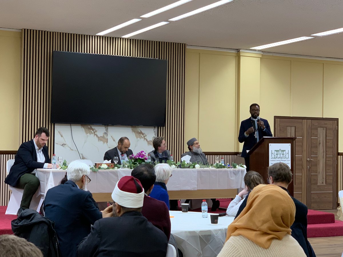 ChrisMusForum's tweet image. Highlights from our Friday evening gathering, ‘The Far Right and the Role of the Churches: Interfaith dialogue for transformational change’ 

@iccukorg 
Rt Rev @LusaNsenga  @CSBibleViolence