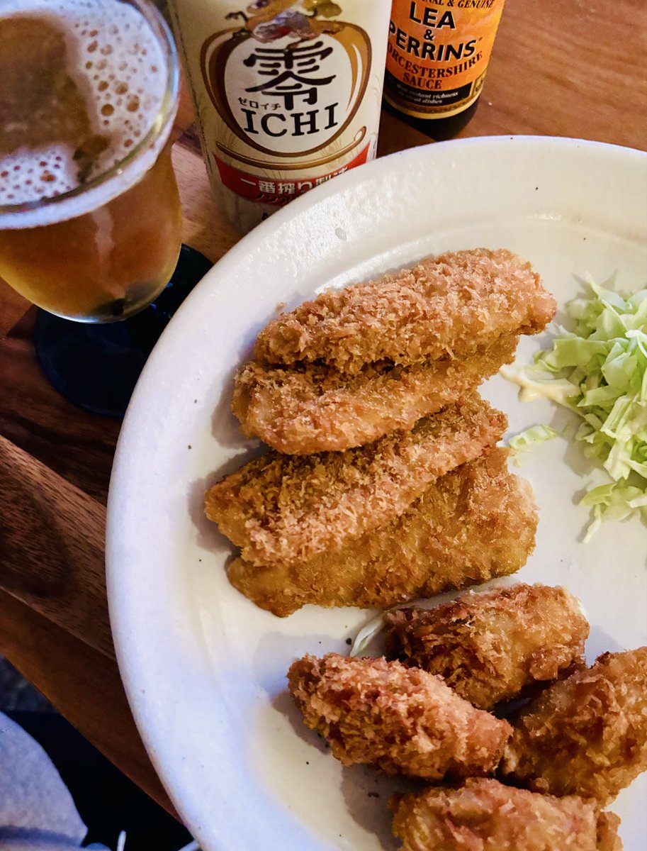 そろそろカキフライの季節やな〜🤤」 馴染みの店のを食べたくて仕事後