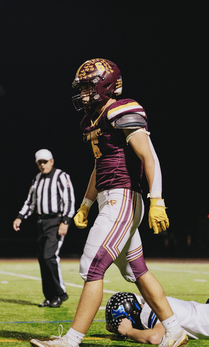 Junior Season Highlights!!
League Champs
74 Tckls
12 TFLs
2 Scks
1 FF
2 Punt blocks

hudl.com/v/2T5CyG

<a href="/avon_groveFB/">Avon Grove Football</a> 
<a href="/AveryBeanUM/">Avery Bean</a> <a href="/luc_brian/">Brian Jean-Mary</a> <a href="/CoachDupont/">Jon Dupont</a> @CoachC_LHU <a href="/CoachSeumalo/">Andrew Seumalo</a> <a href="/CoachRhyne/">Forrest Rhyne</a> <a href="/FBCoachOB/">Dan O'Brien</a> <a href="/CoachDiabate/">Siriki Diabaté</a> <a href="/PRZVicCastillo/">VicCastilloPRZ</a> <a href="/EdOBrienCFB/">EdOBrien247</a>