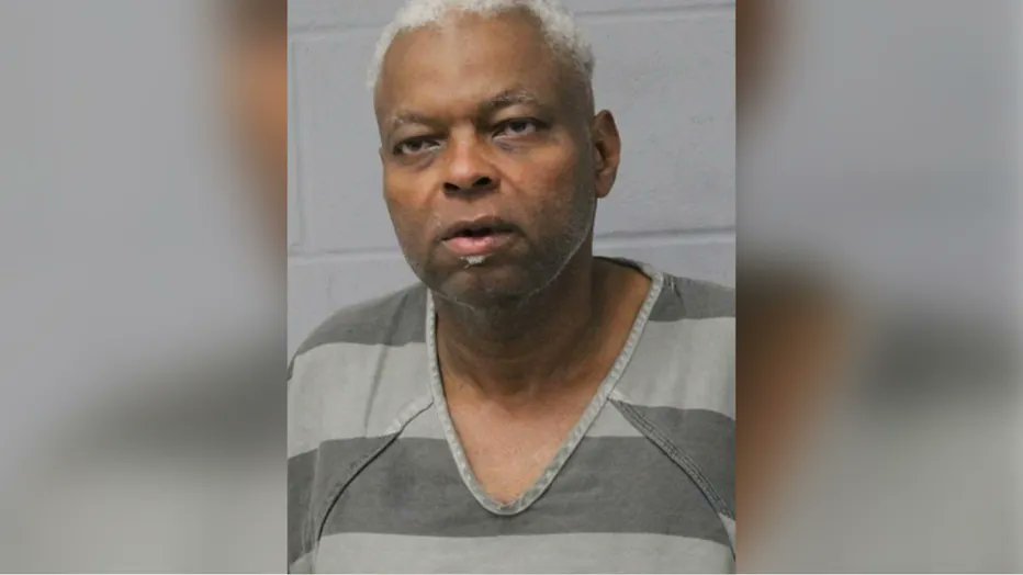 AustinJustice's tweet image. UPDATE: Library shooter Harold Keene pointed a gun at a sleeping child on a Cap Metro bus, accused her of "releasing pheromones," then ate a bag of crystal meth before shooting a man who tried to intervene — all eleven hours BEFORE his Austin Library attack.

Keene boarded the…