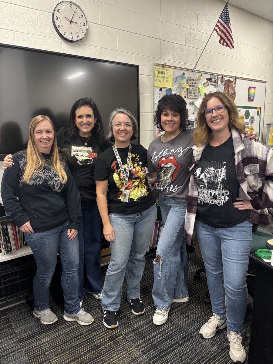 ApexHigh_CTE's tweet image. 🎸 Kicking off CTE Spirit Week with Band T-Shirt Day… the first stop on our CTE World Tour! 🌎🤘 #CTERocks #CTESpiritWeek #CTEWorldTour #ApexCTE