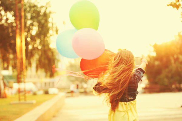 DarlingAxe's tweet image. The First Page Challenge 2025—2nd place

CLOUDIA WITH A CHANCE OF DARKNESS by Melissa Grant

&quot;It was her 11th birthday, and the sky had the nerve to be blue.&quot;

darlingaxe.com/blogs/news/fpc…

#writingcommunity #writingcontest