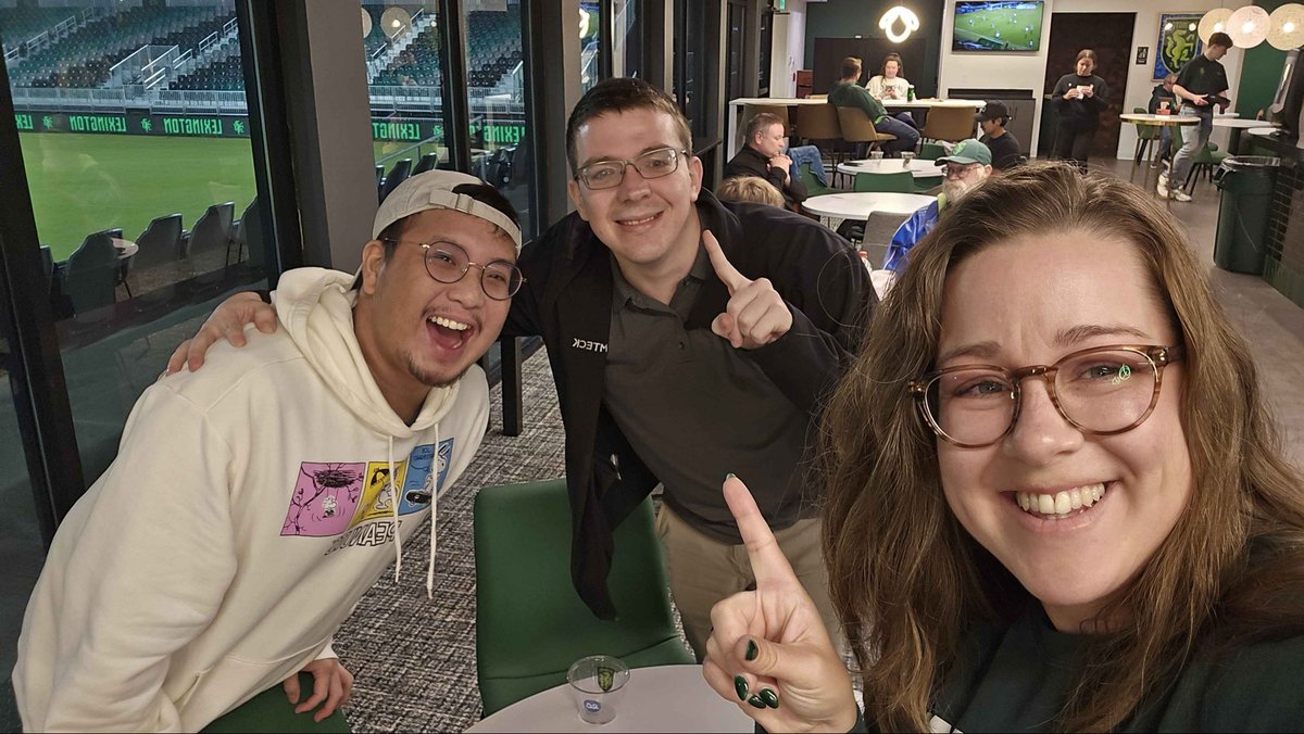 No recording this week, so to make up for it please enjoy this picture of the trivia champs from the club event tonight. All hail their <a href="/LexSporting/">Lexington Sporting Club</a> knowledge! 🙌 👑