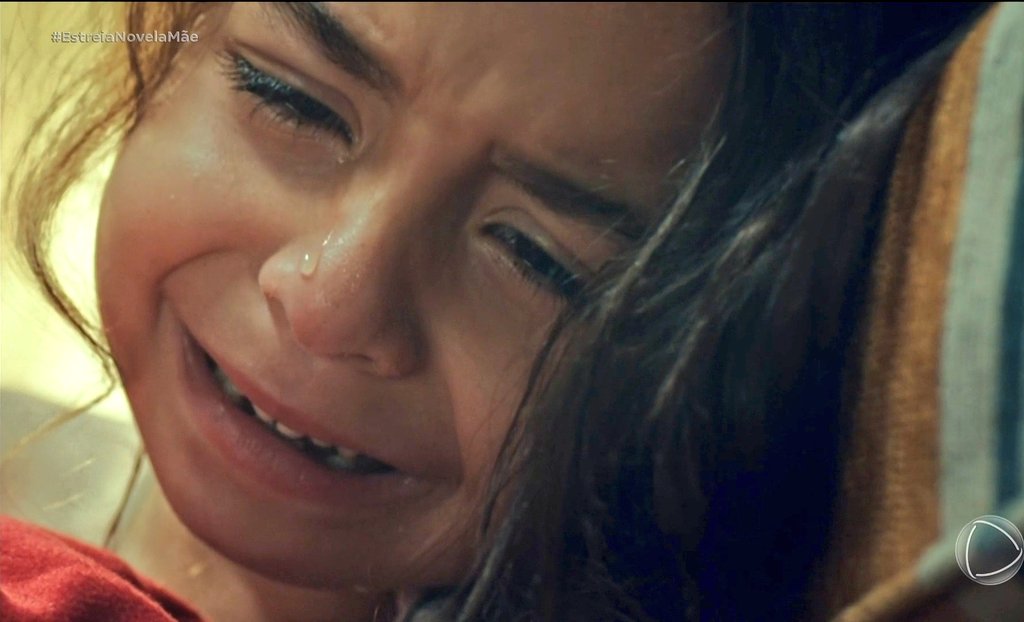 Que verme desgraçado, batendo na bichinha com o cinto, vontade de entrar pela TV e dar com esse cinto na fuça dele, já estou com ódio desse personagem. 😡😡

#EstreiaNovelaMãe