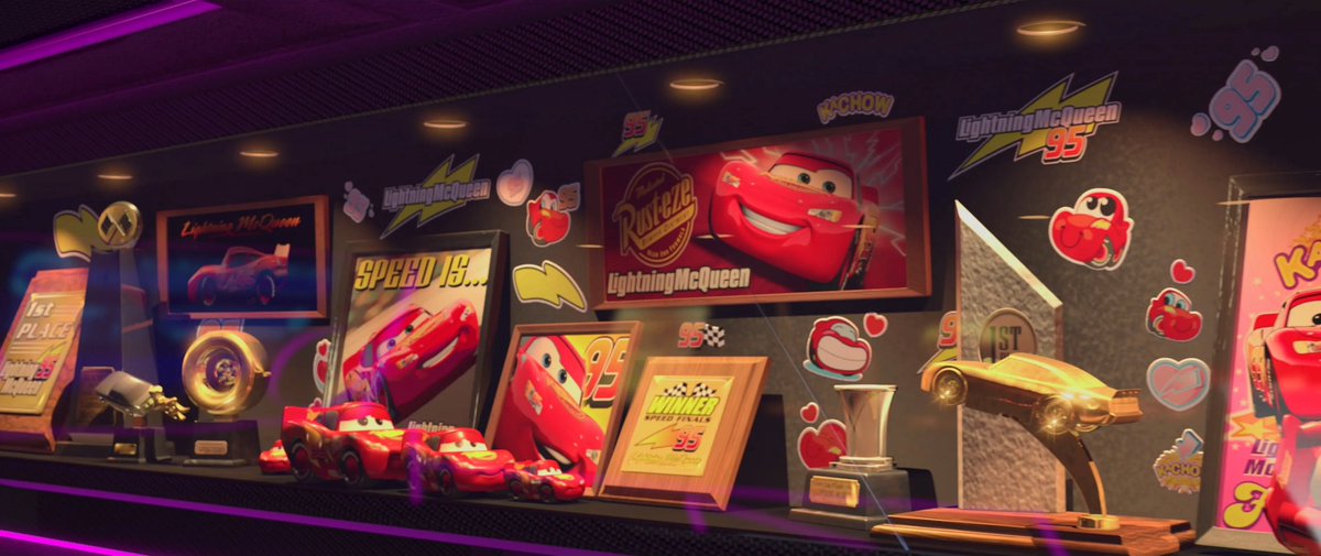 Kerchoo95's tweet image. #LightningMcQueen is selling all the old clutter from his trailer, and you get to buy one item from him. What are you taking?