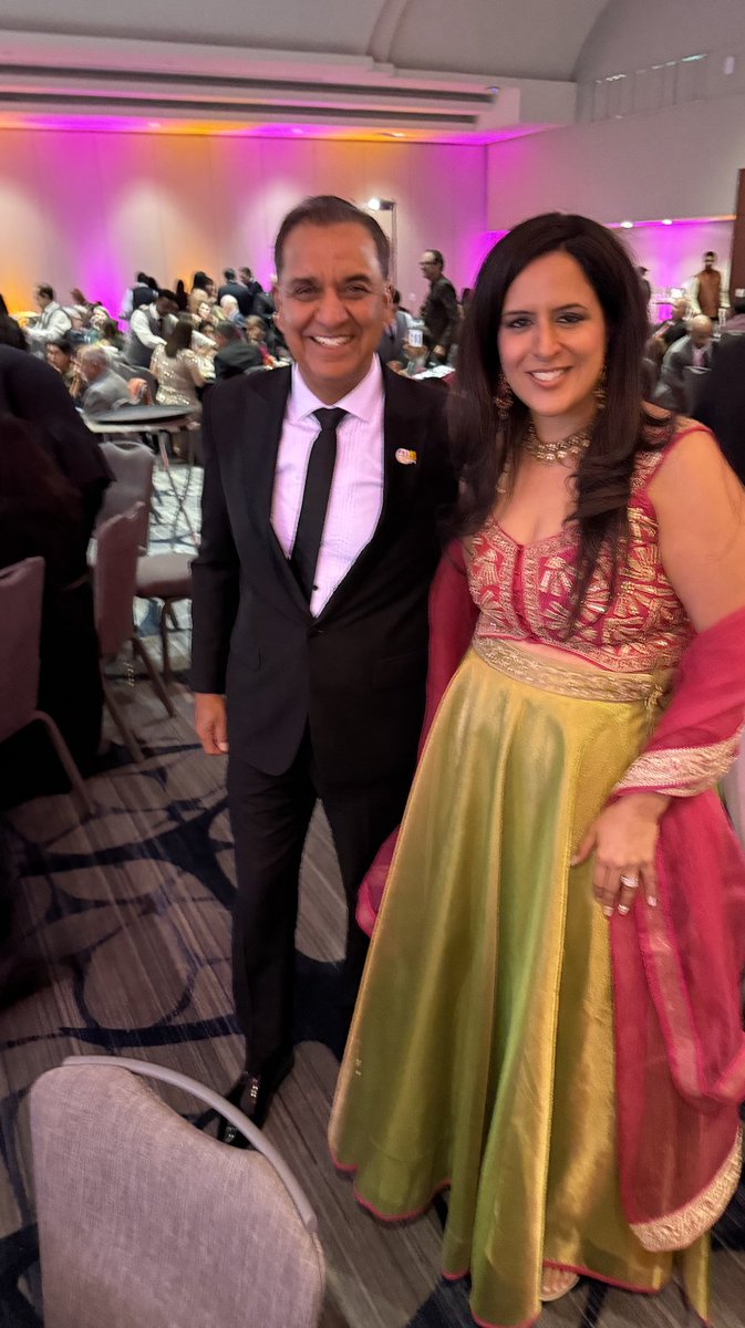 Krystle Klear Communications tweet media