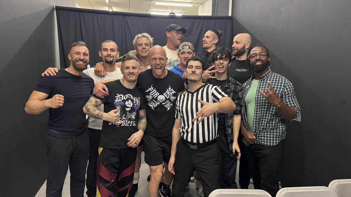 Super Fan John Austin tweet media