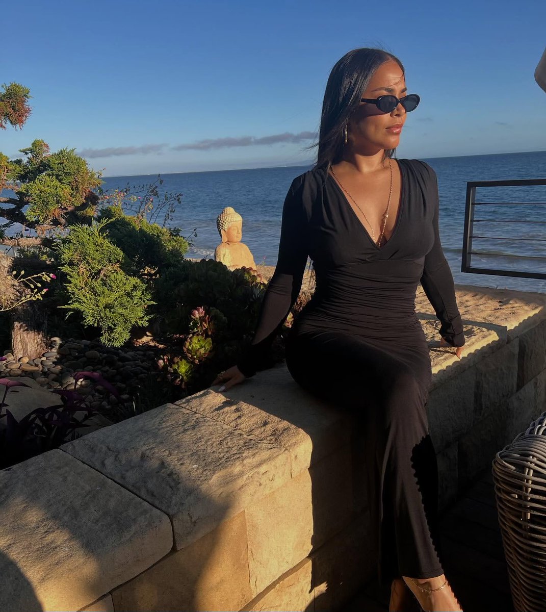 Lauren L Sources tweet media