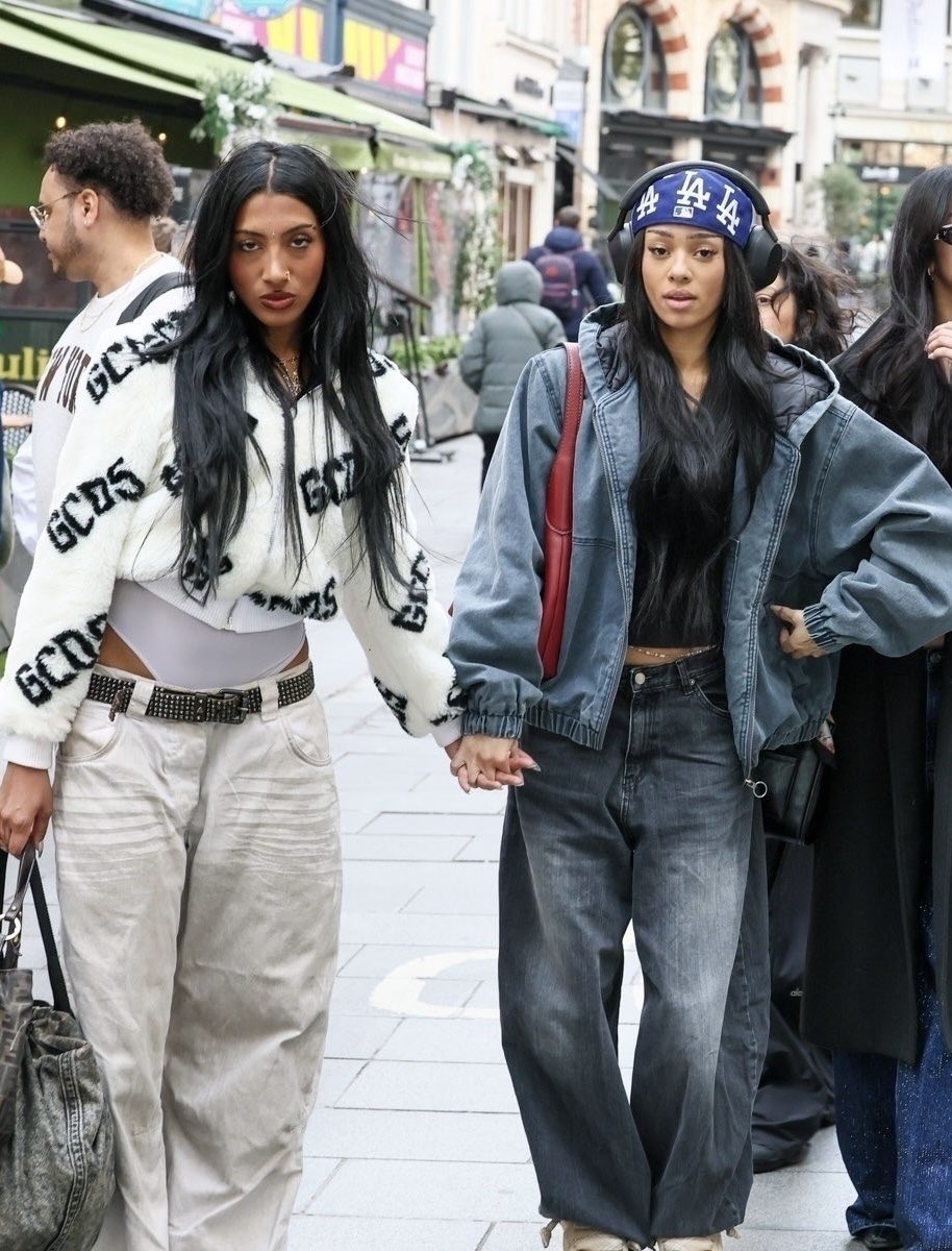 korysverse's tweet image. i love them