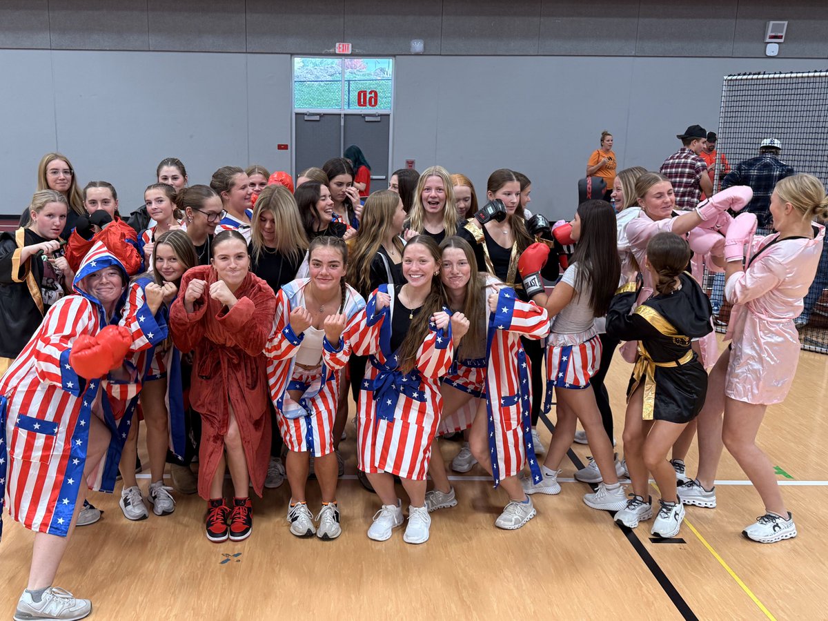 CG Trojan Softball tweet media