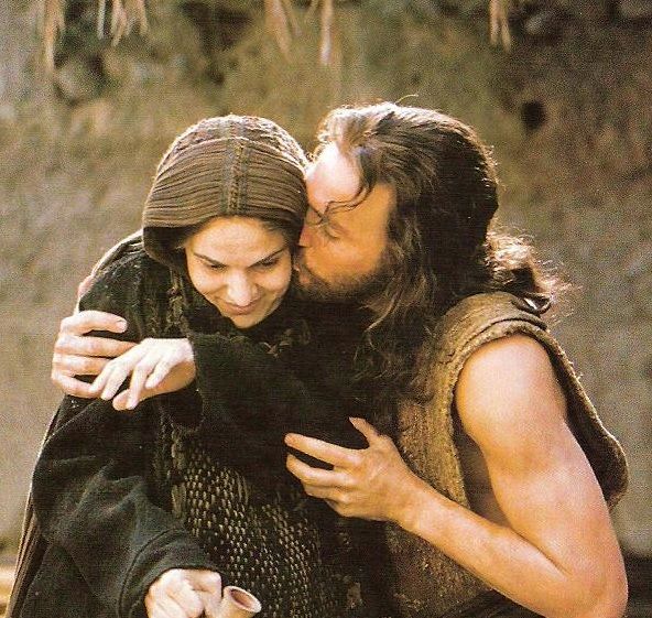PreciiiiL's tweet photo. Be careful how u speak about Mary.She’s not a random woman. she’s the Mother of God Himself (Lk 1:43). Those who mocked her Son were judged. Do you really think He’ll stay silent while u insult His Mother?Every insult u throw at her echoes in the ears of her Son. He’s watching. https://t.co/pqFRhmlx63