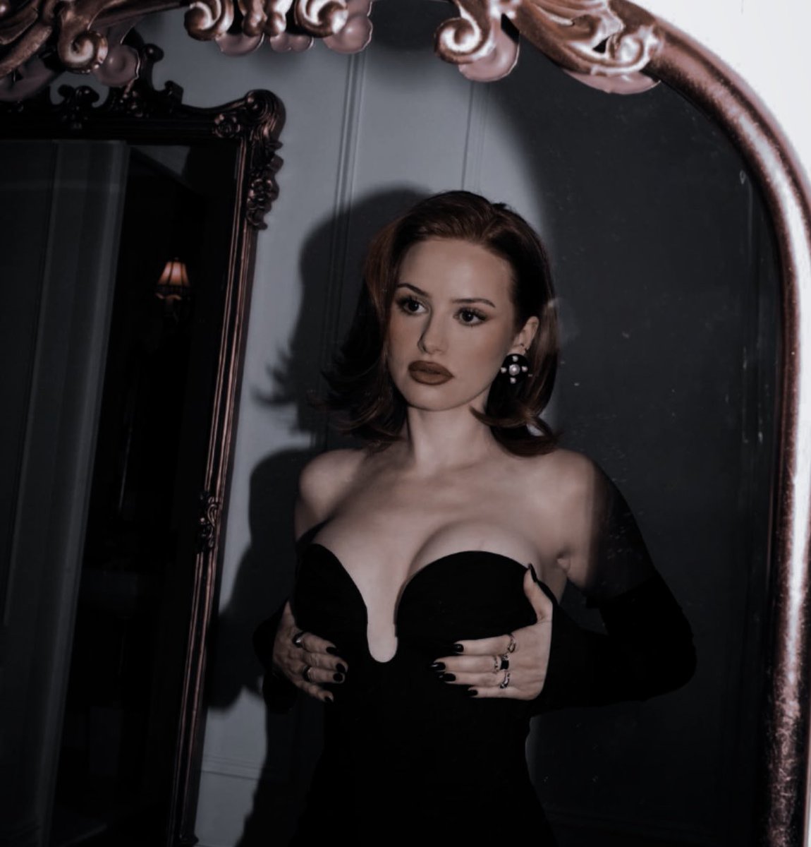 — 𝓐. tweet media