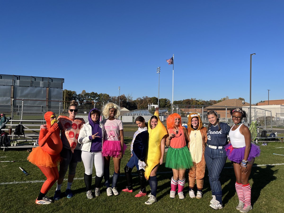 Halloween day today! Super fun day with great costumes…Kickball-field hockey style and puzzles…Nicki and Justin for the win! 🏑⚡️🏑⚡️