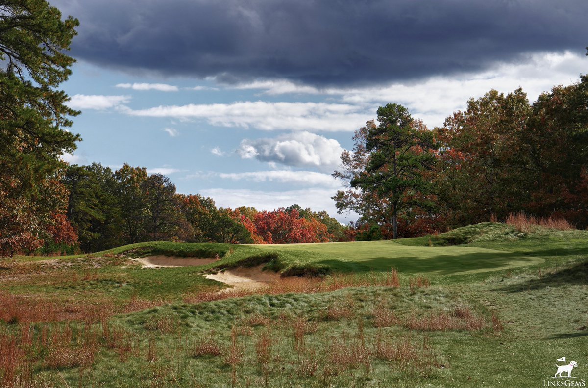 Been a while since I’d been to Hidden Creek, but picked a wonderful day for it.

Playing a Coore &amp; Crenshaw course is like slipping on a favorite sweatshirt or going back to a favorite restaurant - you know what you’re getting and you know you’re going to enjoy it.

And peak fall